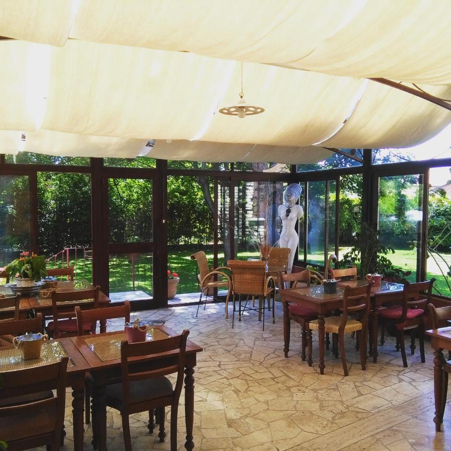 B&B Villa Acero Marina Di Carrara Exterior photo