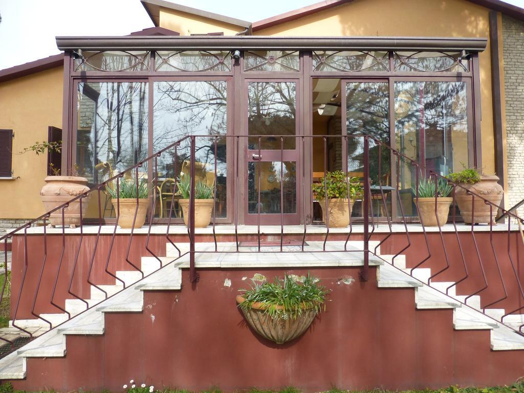 B&B Villa Acero Marina Di Carrara Exterior photo